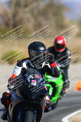 media/Jan-14-2024-SoCal Trackdays (Sun) [[2e55ec21a6]]/Turn 2 (1025am)/